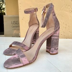 NEW Stuart Weitzman Pink RTW Lessnudist Sandal 9M